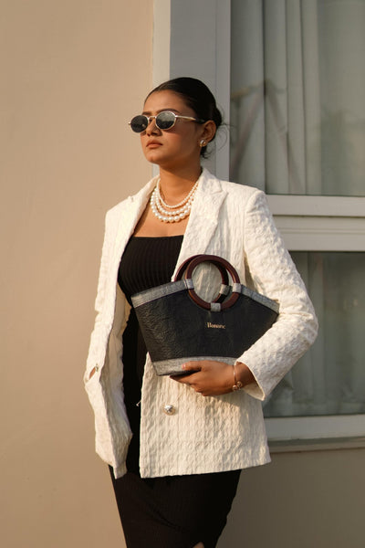 The Silhouette 360 Sling Bag | Minimal Everyday Crossbody Bag – Womens Handbag on Brown Living™. SKU: RCBSBAGBANARICGB. Img 1.