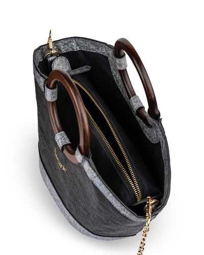 The Silhouette 360 Sling Bag | Minimal Everyday Crossbody Bag – Womens Handbag on Brown Living™. SKU: RCBSBAGBANARICGB. Img 4.