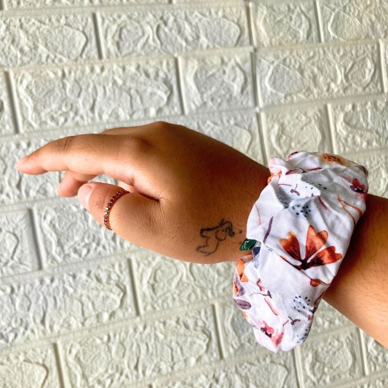 Tiny Floral Printed Scrunchies | Verified Sustainable by Brown Living™