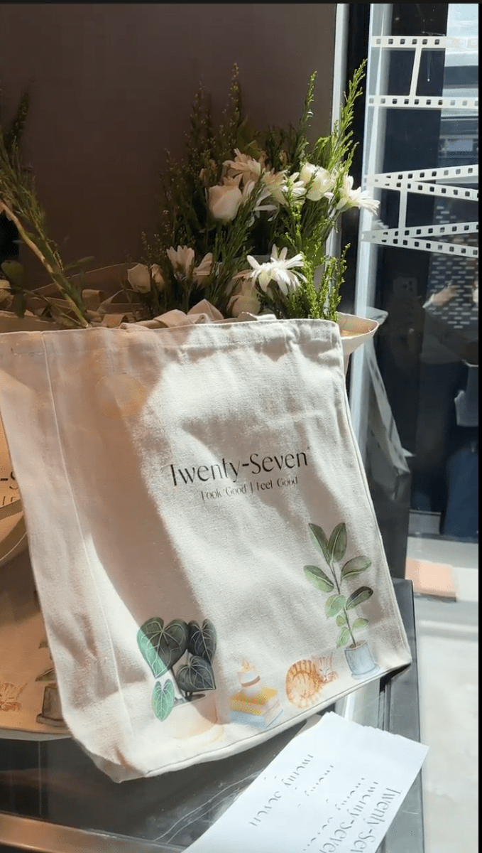 Tote Bag | Reusable Everyday Carry Bag For Work & Travel – Tote Bag on Brown Living™. SKU: TS24009. Img 1.