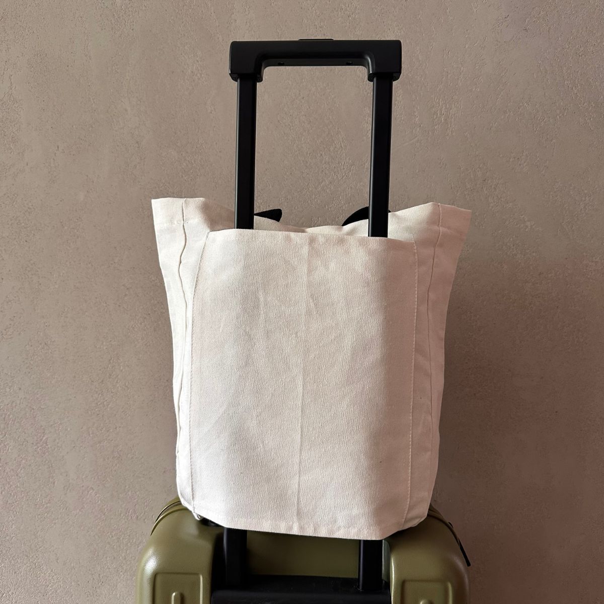 Transit Tote Bag – Spacious & Durable Everyday Carry – Tote Bag on Brown Living™. SKU: TRAN001WH. Img 2.