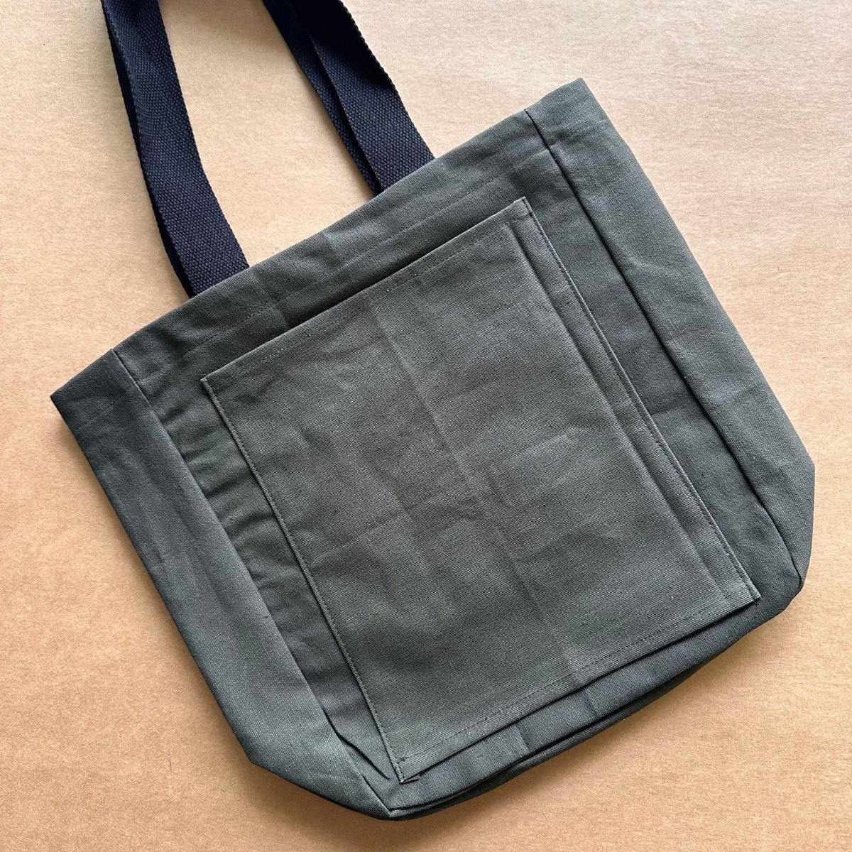 Transit Tote Bag – Spacious & Durable Everyday Carry – Tote Bag on Brown Living™. SKU: TRAN002OG. Img 4.