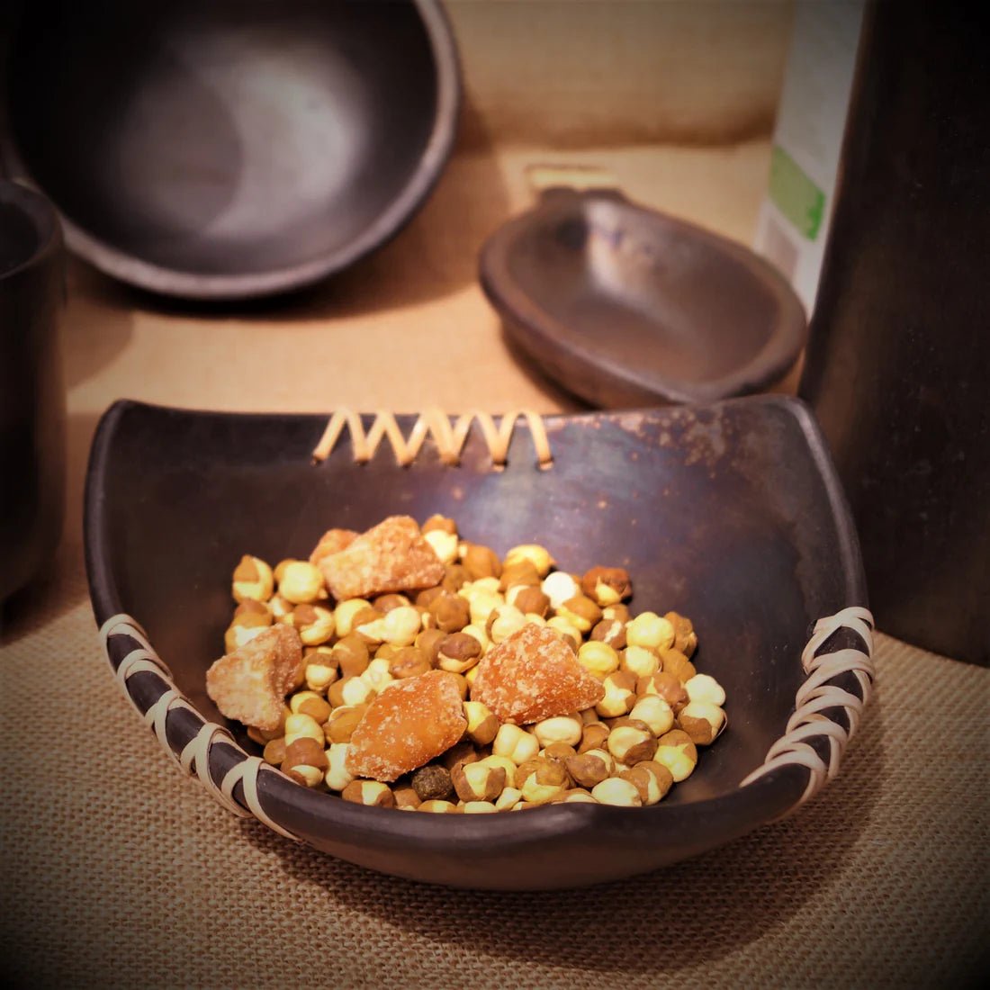 Trikon - Longpi Black Pottery Serving Bowl – Dinner Set by Terracotta by Sachii available on Brown Living™. . SKU: SACHII021. Img 3.