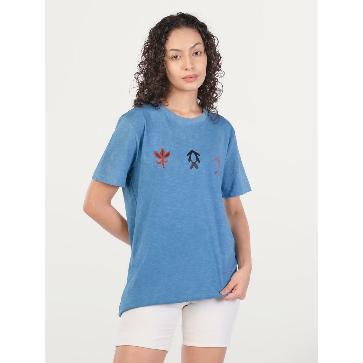 Unisex Natural Dye Sohrai Motifs Tee Handcrafted Cotton T-Shirt – Mens Sweatshirt on Brown Living™. SKU: UTP-N25103-1S-PCH. Img 1.