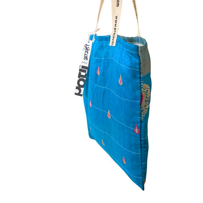 Upcycled Tote Bag Sustainable Reusable Carry Bag – Tote Bag on Brown Living™. SKU: ASWMTIFLIBL. Img 19.