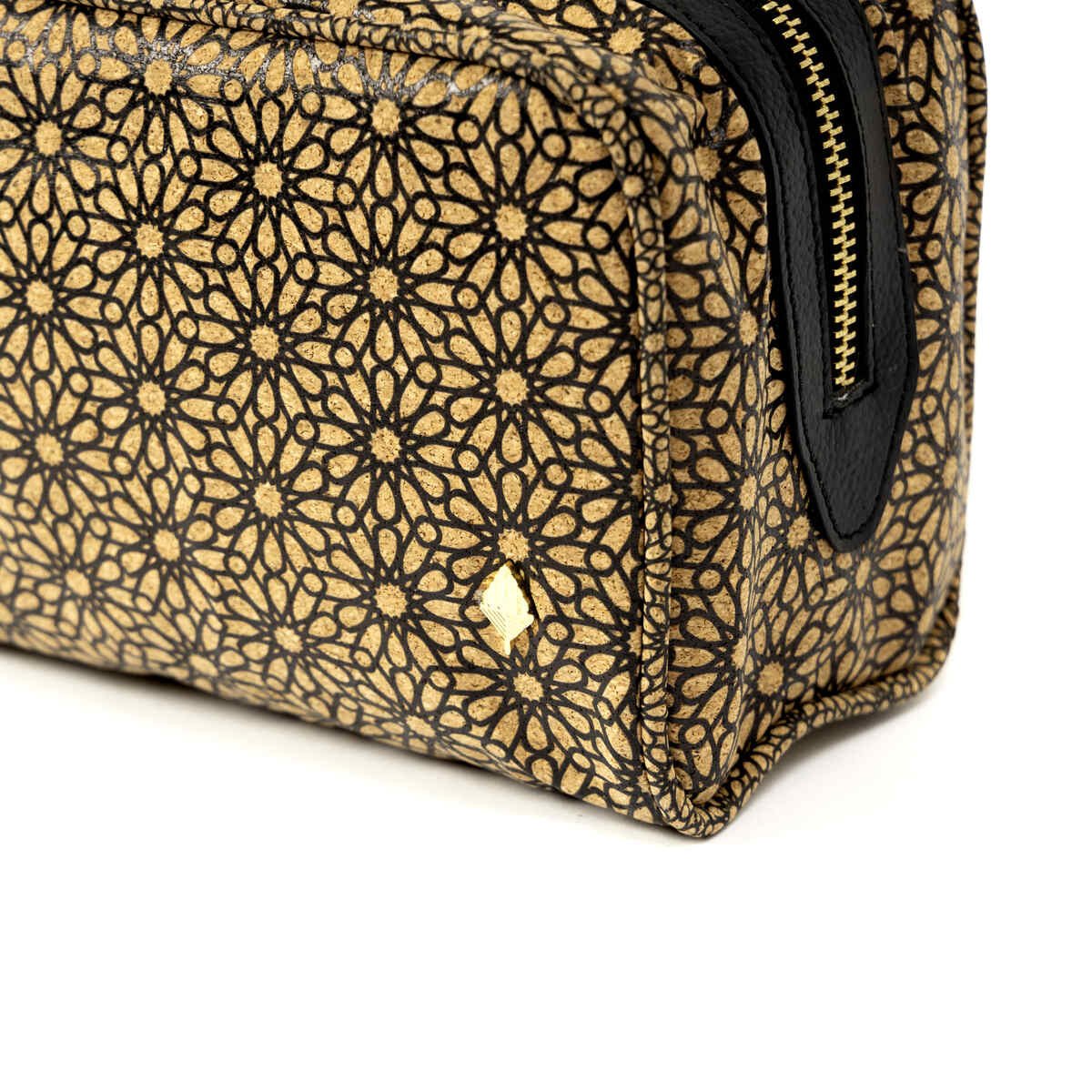 Utility Kit with Zipper – Vegan Leather & Cork Print (Black) – Travel Accessories on Brown Living™. SKU: CPUKGH002. Img 3.