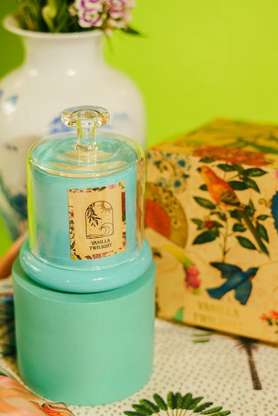 Vanilla Twilight Bell Jar Candle | Vanilla & Bergamot Scented Candle – Candles & Fragrances on Brown Living™. SKU: VTBC001. Img 1.