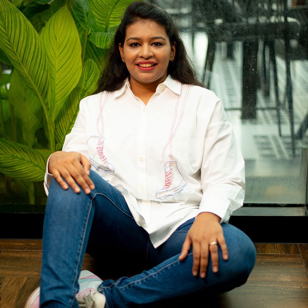 White Cotton Shirt with Roller Skates Embroidery – Womens Shirt on Brown Living™. SKU: NANWS001EMB050 - XS. Img 1.