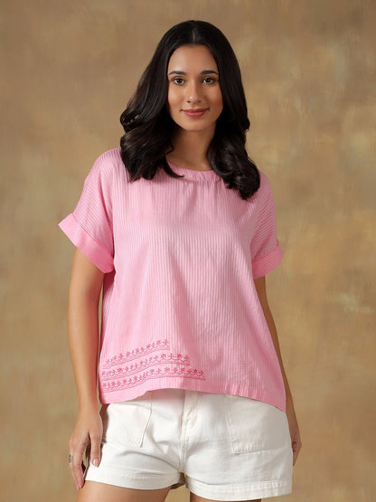 White Freesize Lucknowi Chikankari Box Top | Handcrafted Cotton Top – Womens Top on Brown Living™. SKU: IHANBT01SP. Img 1.