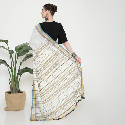 White Linen Bhujodi saree – Womens Saree on Brown Living™. SKU: K - 1027. Img 3.