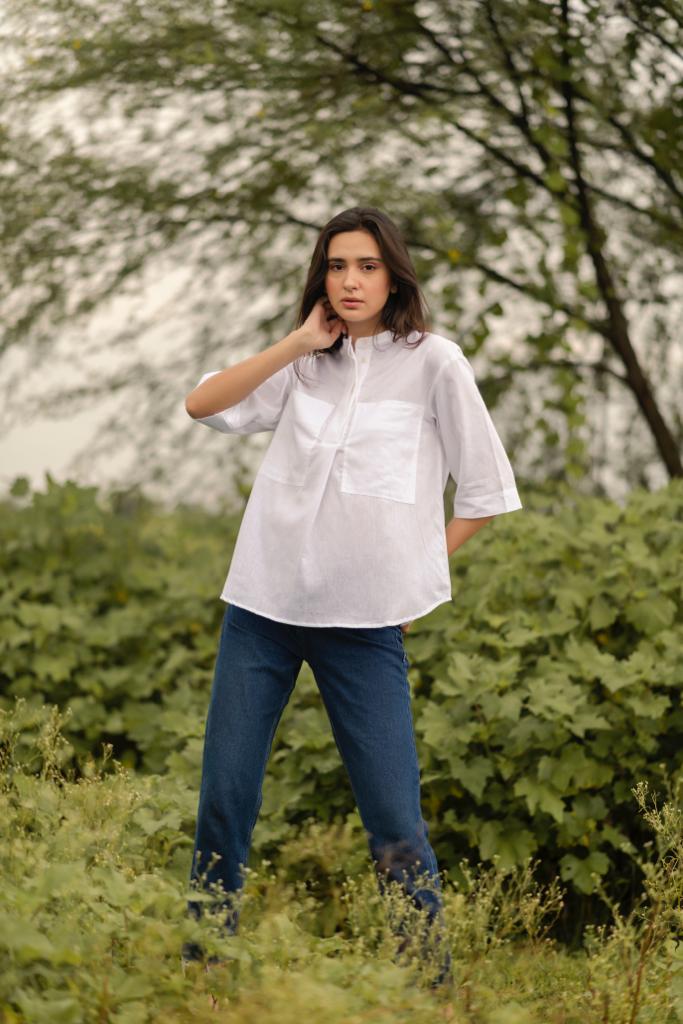 White Minimal Top | Elegant Everyday Women’s Minimalist Cotton Top – Womens Top on Brown Living™. SKU: ANTWMWFXL. Img 8.