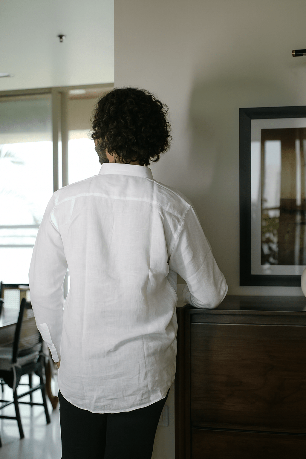 White Pure Linen Long - Sleeve Shirt | Lightweight & Breathable – Men Shirt on Brown Living™. SKU: ANTPLLSSWM. Img 2.