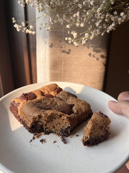 Wholesome Brookie | Vegan, Gluten - Free & Refined Sugar - Free | 400g – Healthy Snacks on Brown Living™. SKU: BRK. Img 2.