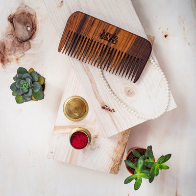 Wooden Comb | Natural Anti Static Hair Comb – Hair Comb on Brown Living™. SKU: H0002. Img 2.