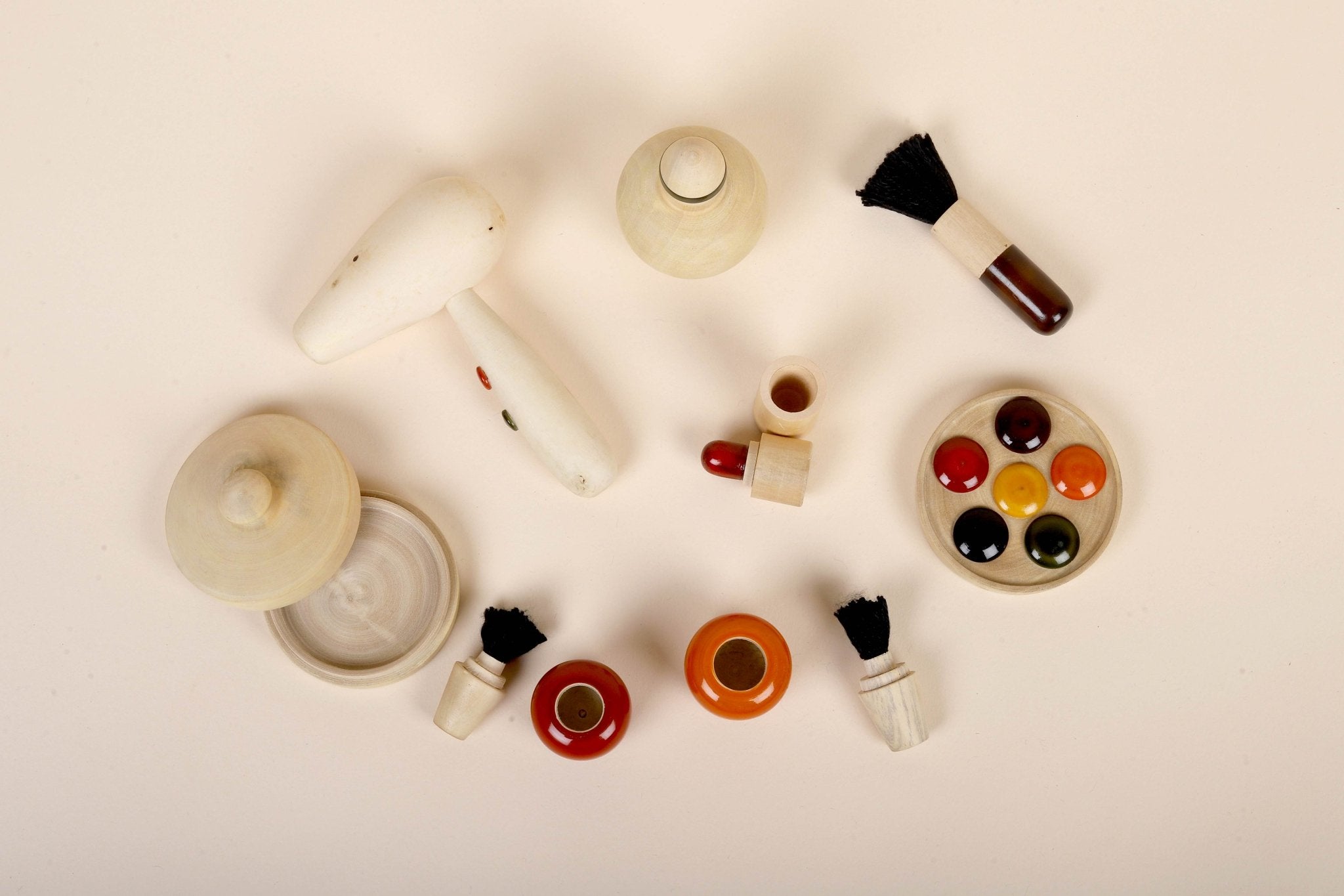 Wooden Makeup Play Set – Pretend Play Kit for Kids – Role & Pretend Play Toys on Brown Living™. SKU: WMUS. Img 5.