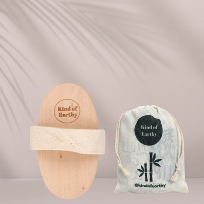 Wooden Oval Dry Brush | Natural Bristle Exfoliating Body Brush – Body Scrub on Brown Living™. SKU: KOE020-OB. Img 3.