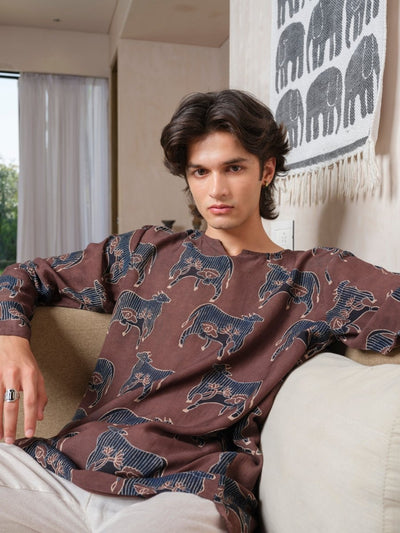 Yog - Brown Indigo Ajrakh Block Print Tunic Kurta | Organic Cotton – Mens Kurta by Vasudhaa Vastrram available on Brown Living™. S . SKU: VBLKF6S001M5007. Img 5.