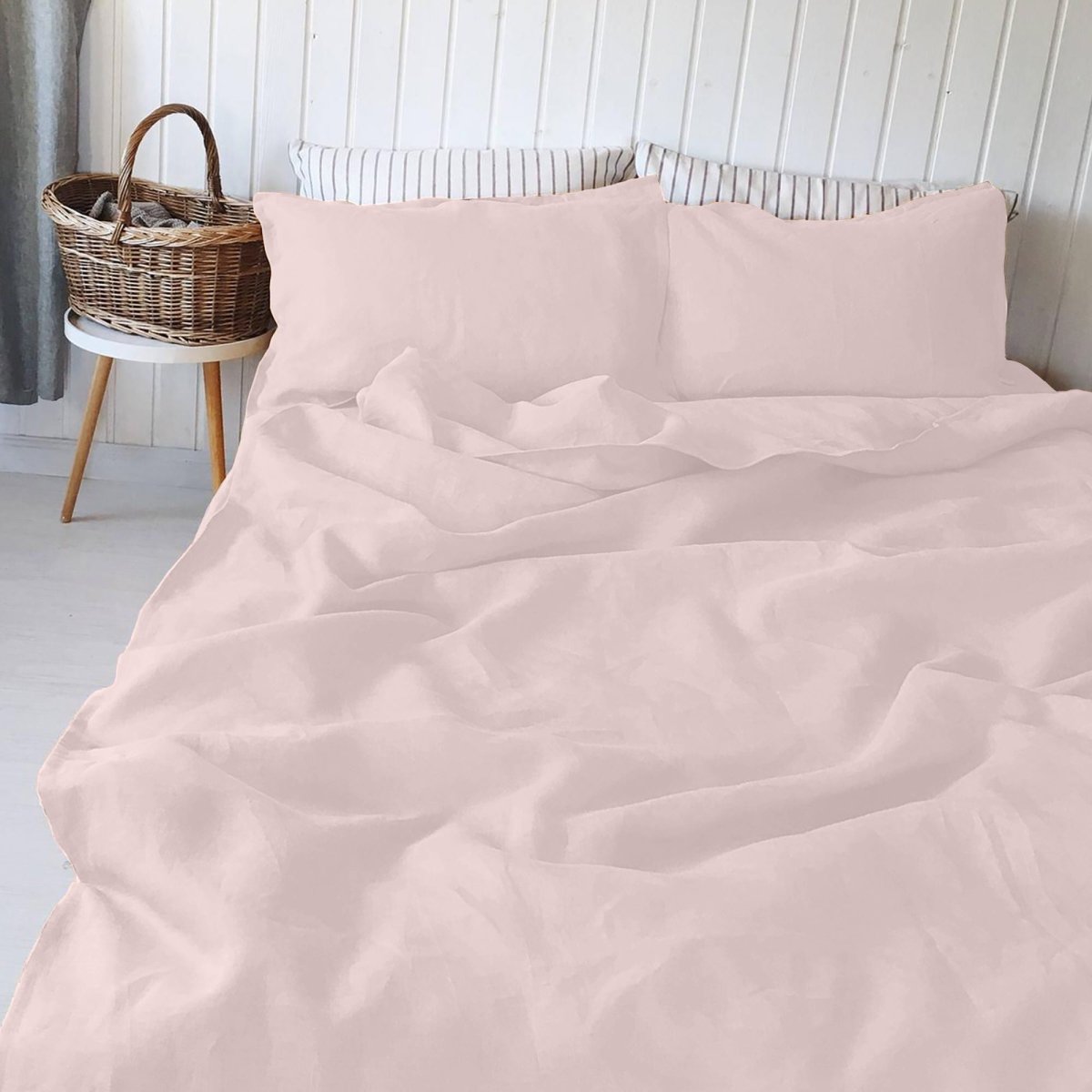 100% Pure Linen Pale Pink Luxury Bedsheet Set | Verified Sustainable by Brown Living™