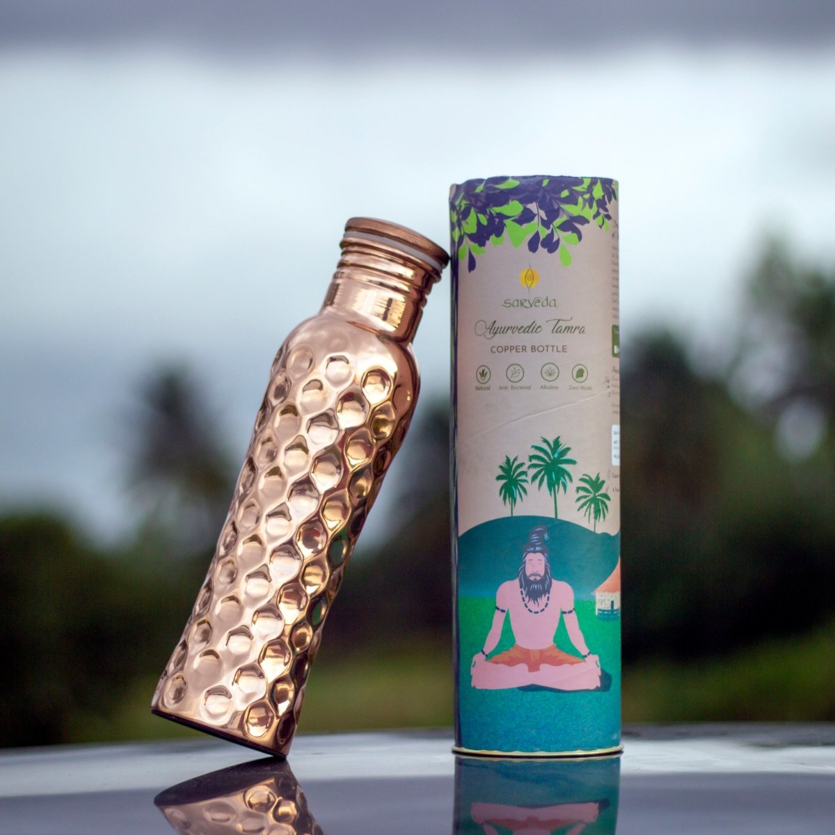 Ayurvedic Curved Copper Diamond Groove Water bottle - 1 Litre | Verified Sustainable by Brown Living™