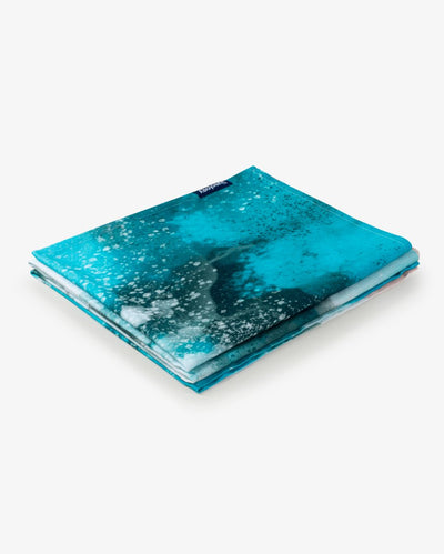 Bamboo & Cotton Blend Printed Everyday Bath Towel | Beach Days – Bath Linens on Brown Living™. SKU: PBT005. Img 5.