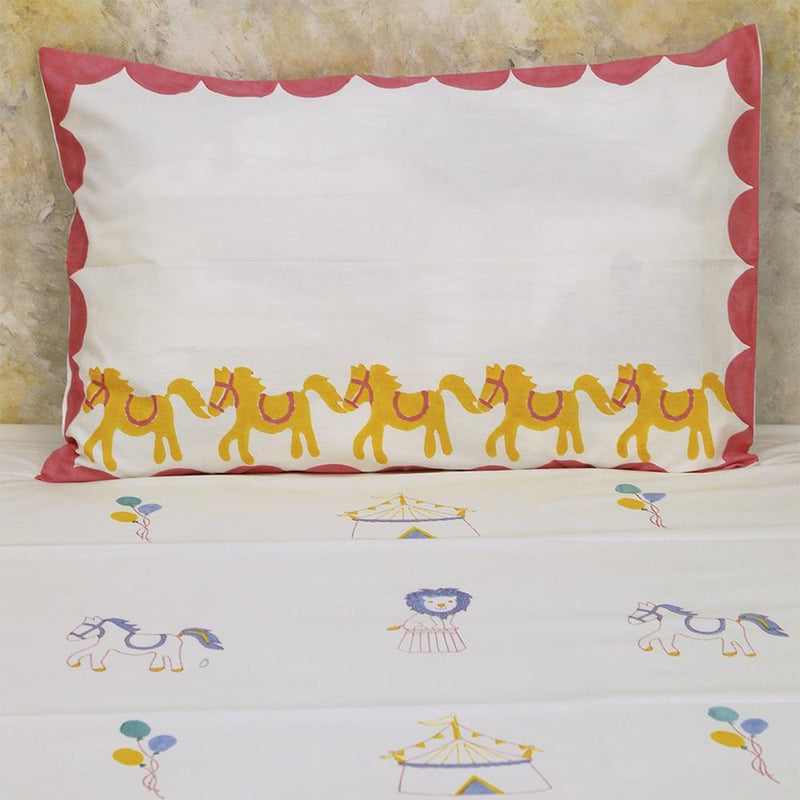 Buy Bed Set - I Am Going To The Circus - Pink | Shop Verified Sustainable Products on Brown Living