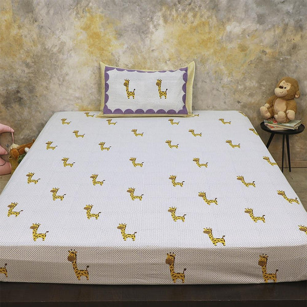 Buy Bed Set - My Best Friend Gira The Giraffe - Blue | Shop Verified Sustainable Bed Linens on Brown Living™