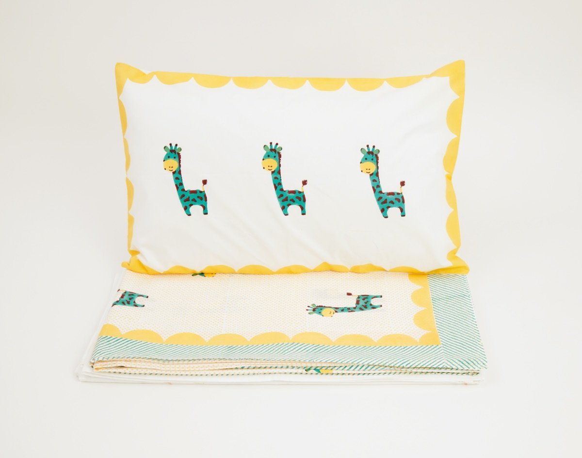 Bed Set - My Best Friend Gira The Giraffe - Teal | Verified Sustainable by Brown Living™