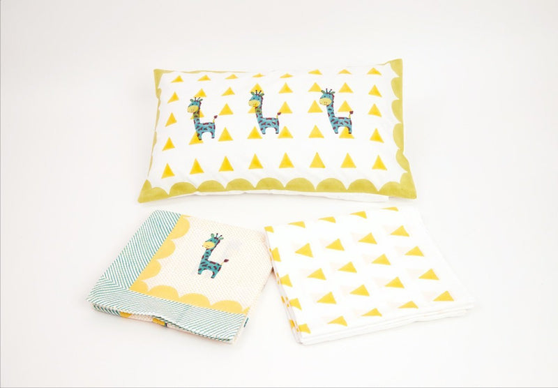 Buy Bed Set - My Best Friend Gira The Giraffe - Yellow | Shop Verified Sustainable Bed Linens on Brown Living™