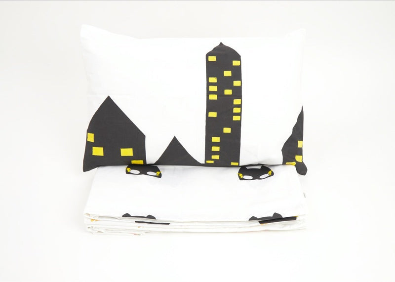 Buy Bed Set - Superbaby Flies Over Town | Shop Verified Sustainable Products on Brown Living