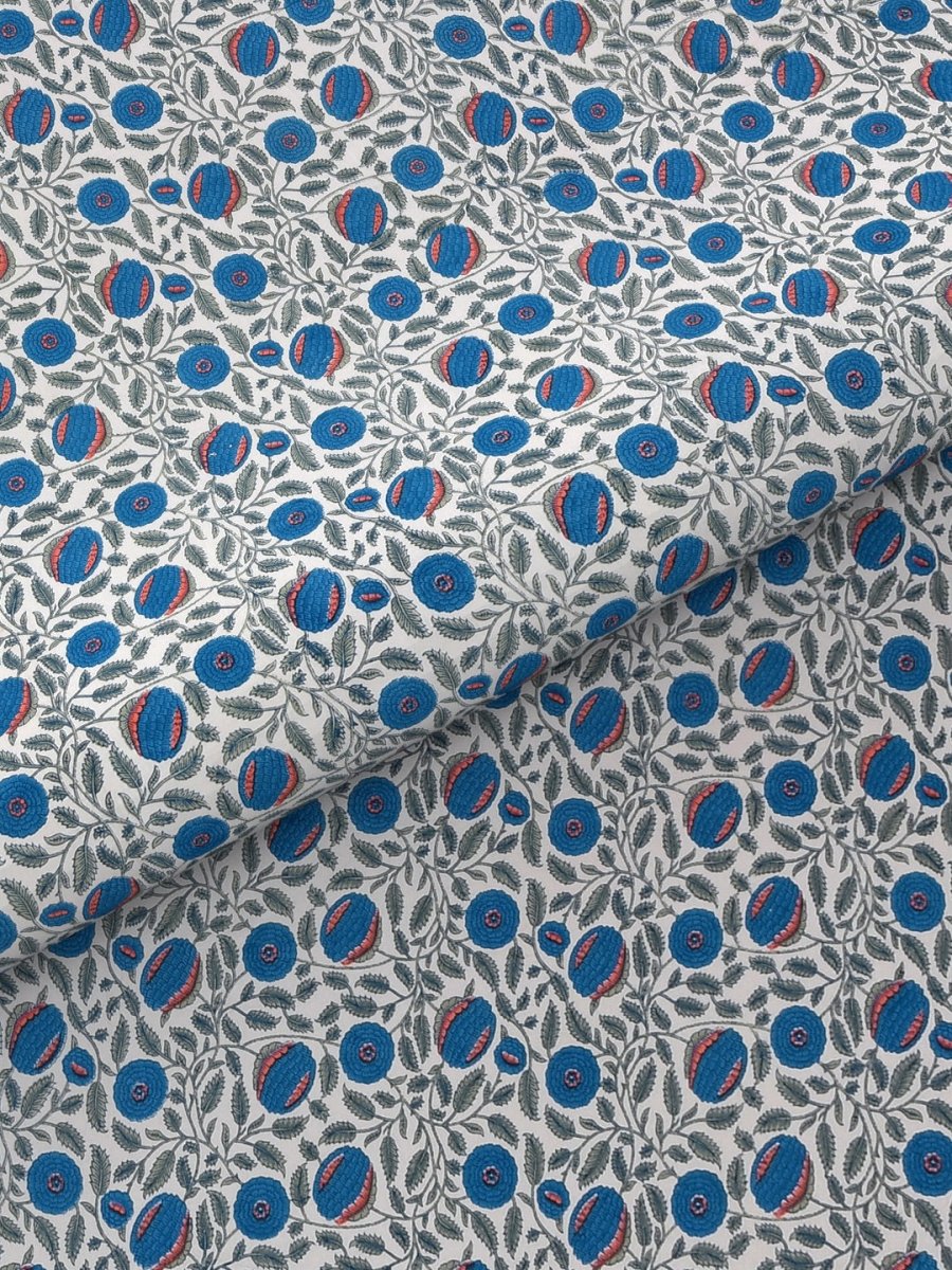 Blue Elegant Hand Block Paisley Print Cotton Super King Size Bedding Set | Verified Sustainable by Brown Living™