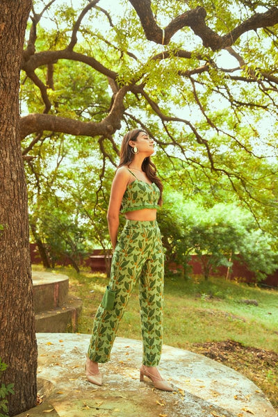Bush Maze Linen Co - ords – Womens Co - Ord Sets on Brown Living™. SKU: TCC - AW22 - 69_24BL6330. Img 3.