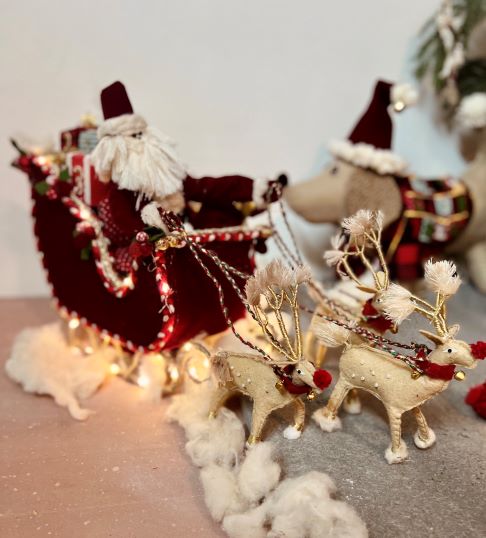 Christmas Advent Calendar | Santa on His Sleigh | 12 Days | Verified Sustainable by Brown Living™