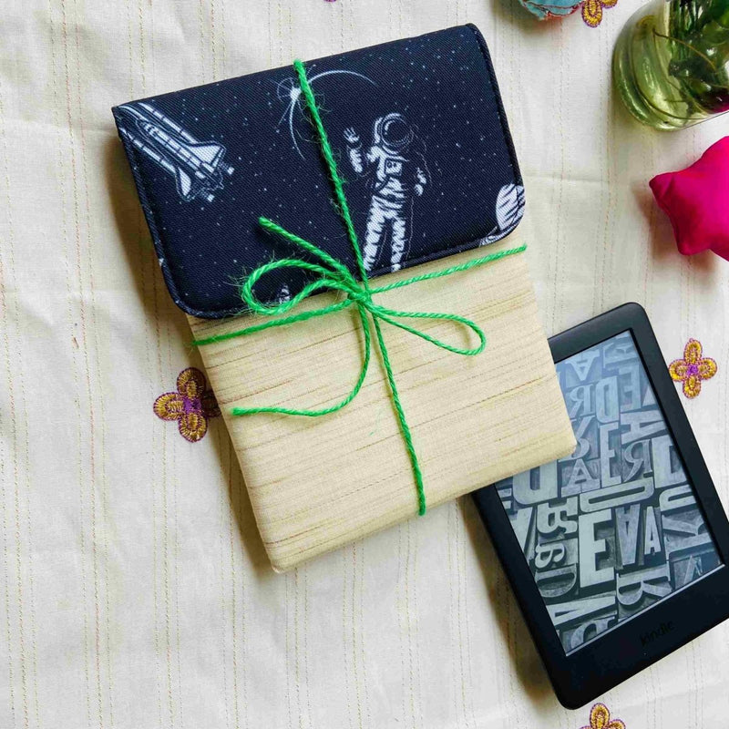 Buy Christmas Special Kindle Sleeve - Astronaut says hi on Christmas Night | Shop Verified Sustainable Tech Accessories on Brown Living™