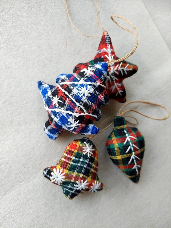 Buy Christmas Tree Ornaments (set of 4) | Shop Verified Sustainable Decor & Artefacts on Brown Living™