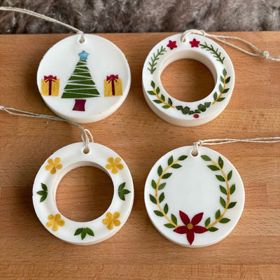 Christmas Wax Ornaments – Decor & Artefacts on Brown Living™. SKU: GRCCO03. Img 1.