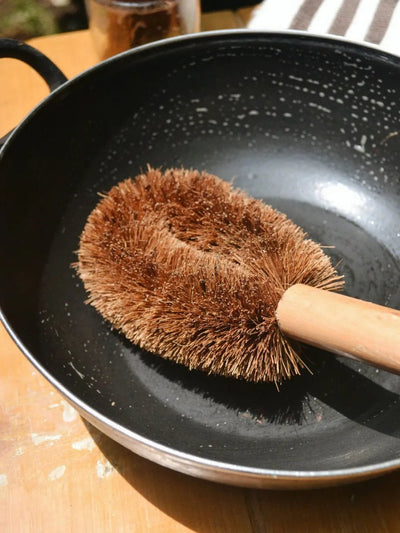 Coconut Fiber – Long Handle Pot Brush – Cleaning Products on Brown Living™. SKU: AS - LPPB - 001. Img 2.