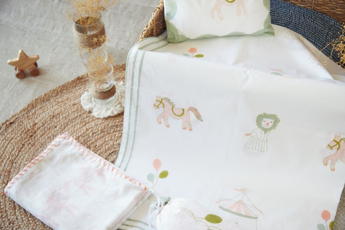 Cot Bedding Set - I Am Going To The Circus With Dohar - Peach | Verified Sustainable by Brown Living™