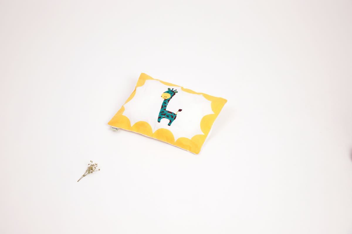 Cot Bedding Set - My Best Friend The Giraffe - Teal | Verified Sustainable by Brown Living™