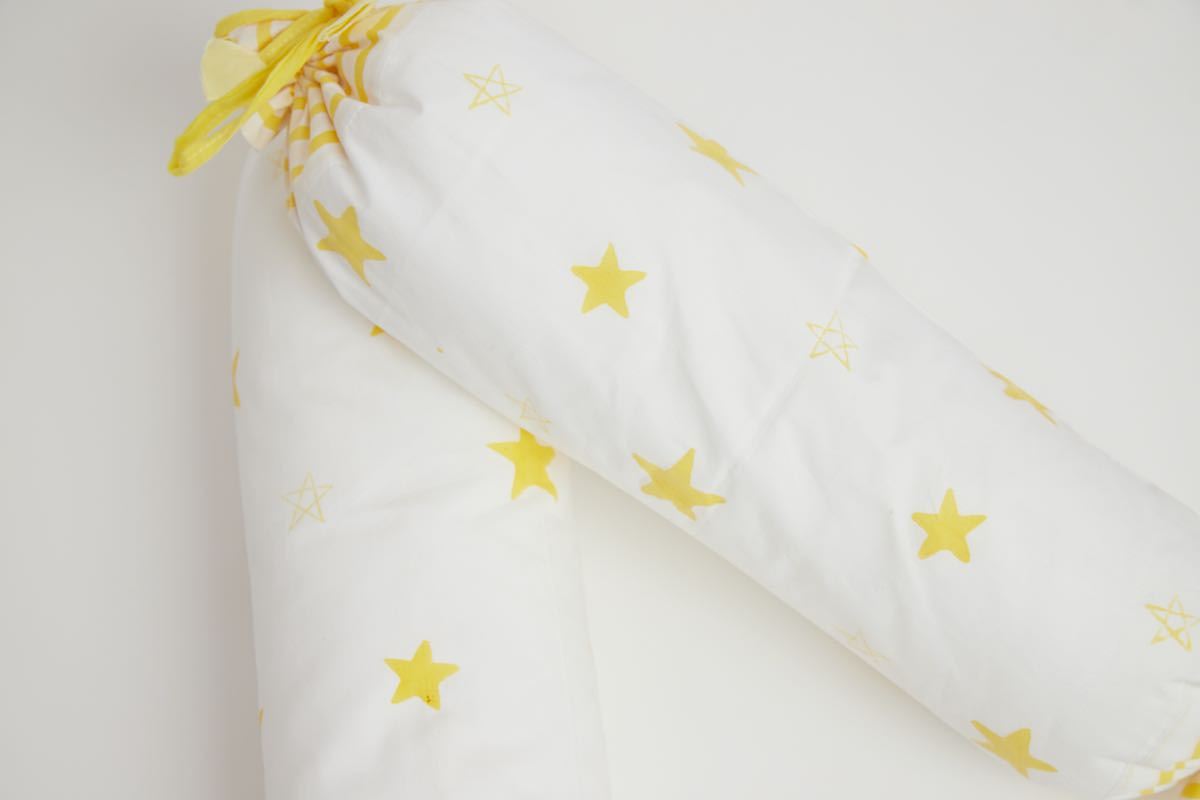 Cot Bedding Set - Superbaby Flies Over Town | Verified Sustainable by Brown Living™