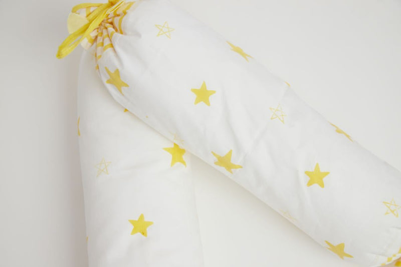 Buy Cot Bedding Set - Superbaby Flies Over Town | Shop Verified Sustainable Bed Linens on Brown Living™