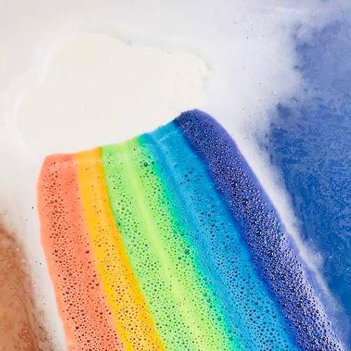 Buy Dreamy Cloud Rainbow Bath Bomb | Shop Verified Sustainable Body Bathing Powder on Brown Living™