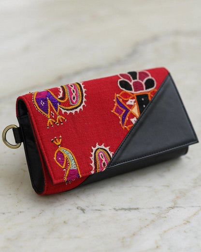 Eila Wristlet | Verified Sustainable by Brown Living™