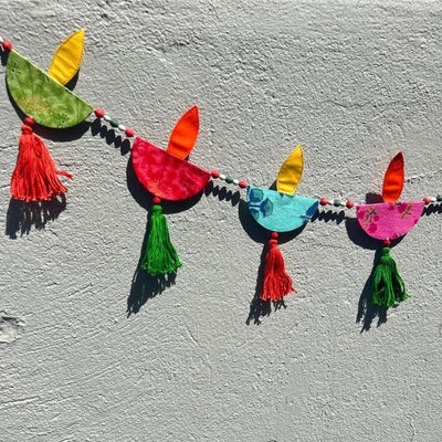 Festive Giftbox with Candle and Toran – Gift Giving on Brown Living™. SKU: GRGTB03. Img 2.