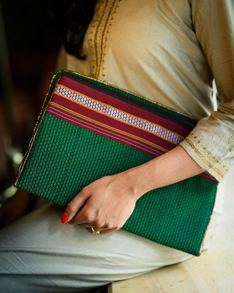 Buy Gaya Pochette - Khun | Shop Verified Sustainable Products on Brown Living
