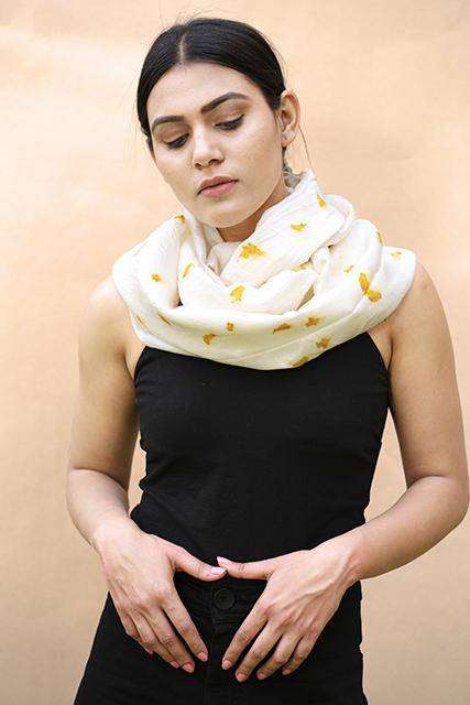 Buy Genda Eco printed Stole | Shop Verified Sustainable Products on Brown Living
