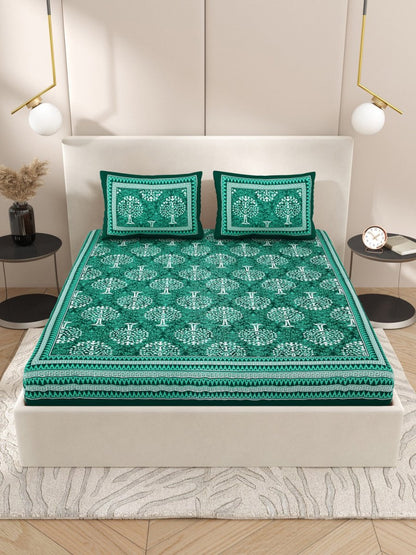 Interiors Hand Block Printed Cotton Queen Size Bedding Set | Verified Sustainable by Brown Living™