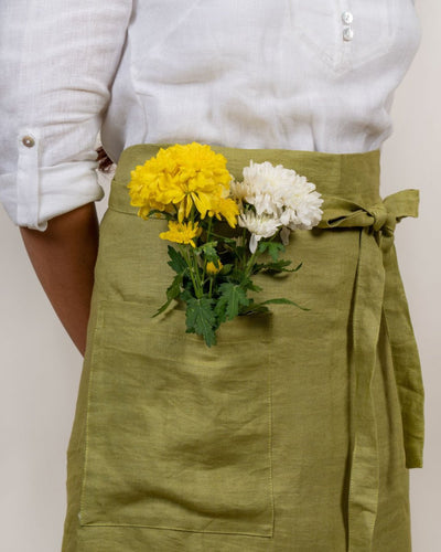 Half Apron in 100% Hemp – Kitchen Linens on Brown Living™. SKU: UC - 113 / HHA_L. Img 2.