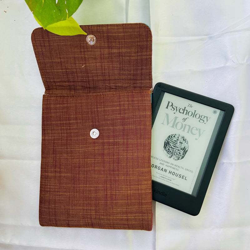 Hot Dog- Kindle Sleeve- Fits all Kindle Paperwhite Gen 1 to 11 | Verified Sustainable Laptop Sleeve on Brown Living™