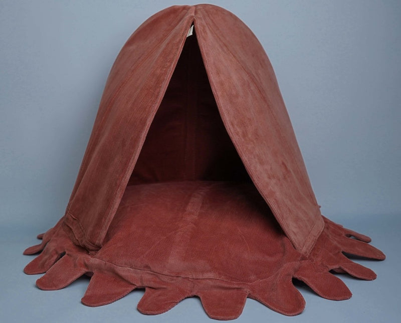 Buy IndieGood Cat/Puppies Bedding Octy - Peach | Shop Verified Sustainable Products on Brown Living