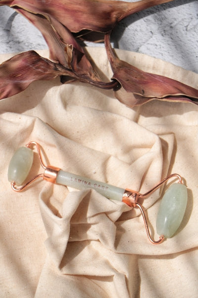 Jade Aventurine Facial Roller – Massager on Brown Living™. SKU: Lamina - 9. Img 3.
